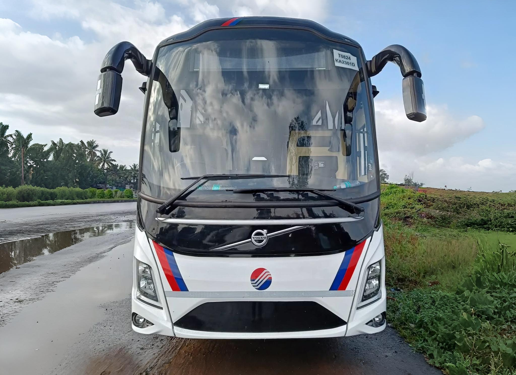 AC Bus Front