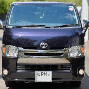TRH Hiace Super GL 2015