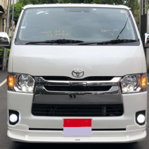 TRH Hiace Super GL 2020