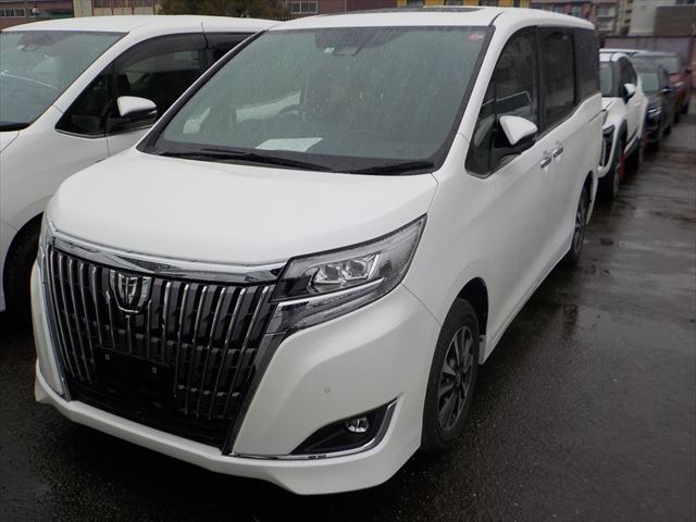 Toyota Esquire 2020 Pearl Rental Service in Bangladesh - Image 3